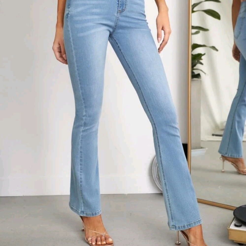 Nwt Flare jeans 👖